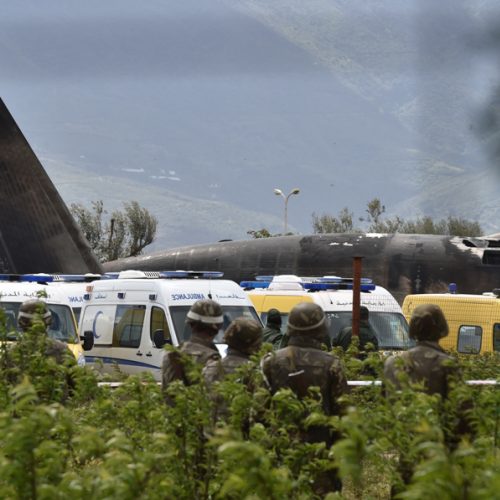 Alžyre sudužo kariuomenės transporto lėktuvas  © Scanpix nuotr.