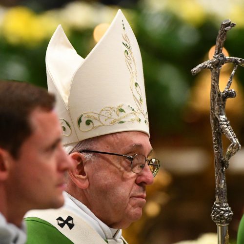 Bažnyčia pirmą kartą paminėjo Pasaulinę skurstančiųjų dieną  © Scanpix nuotr.