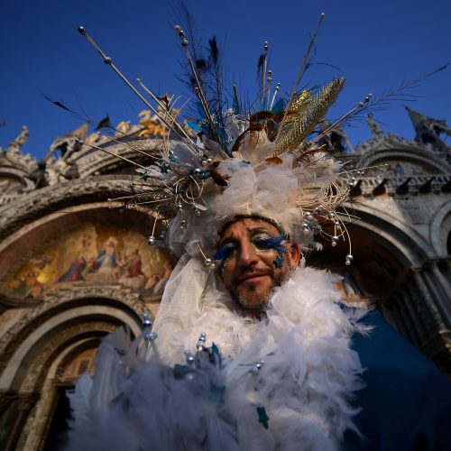 Venecijoje įsibėgėjo tradicinis karnavalas  © Scanpix nuotr.