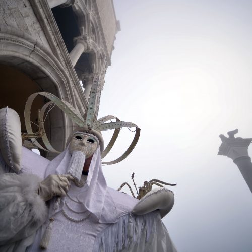 Venecijoje įsibėgėjo tradicinis karnavalas  © Scanpix nuotr.