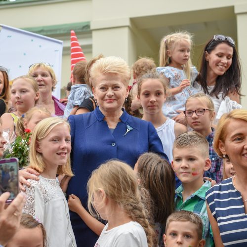Įsivaikinusių šeimų susitikimas Prezidentūroje  © R. Dačkaus / Prezidentūros nuotr.