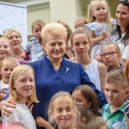 Įsivaikinusių šeimų susitikimas Prezidentūroje  © R. Dačkaus / Prezidentūros nuotr.