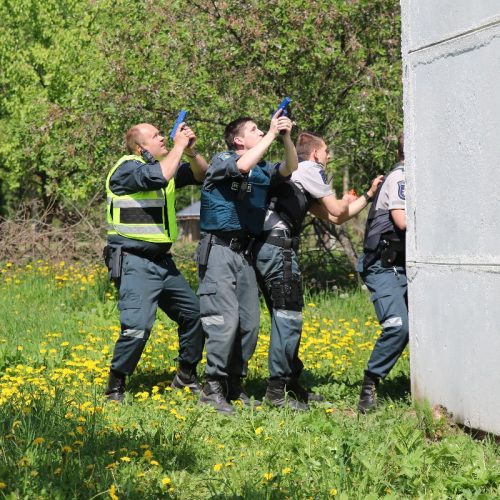 Išbandymas policininkams – ekstremalios situacijos  © Policijos mokyklos nuotr.