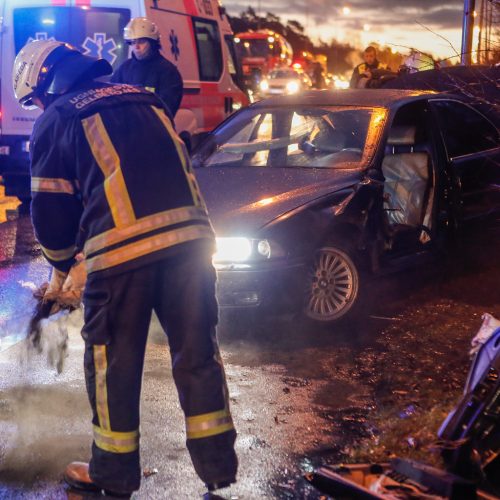 Avarija ant Lideikio gatvės viaduko  © Vytauto Petriko nuotr.