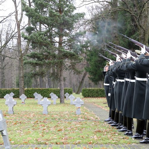 Memorialo žuvusiems karininkams atidengimas  © Evaldo Šemioto nuotr.