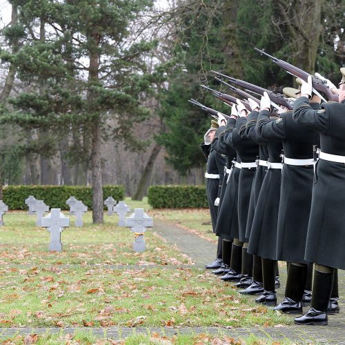 Memorialo žuvusiems karininkams atidengimas  © Evaldo Šemioto nuotr.