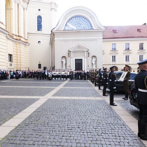 Vilniuje perlaidoti signataro M. Biržiškos palaikai  © Gedimino Bartuškos (ELTA) nuotr.