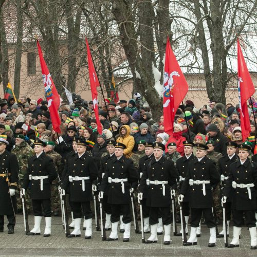S. Daukanto aikštėje – Baltijos valstybių vėliavų pakėlimo ceremonija  © Dainiaus Labučio, ELTOS ir  Alfredo Pliadžio  nuotr.