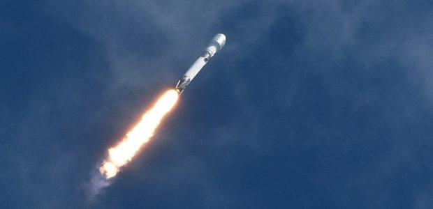 „SpaceX“ iškelė į orbitą 80-ąją „Starlink“ interneto palydovų partiją