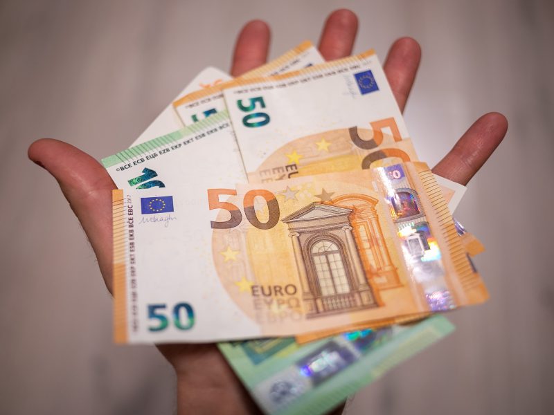 Privačiose gydymo įstaigose mokėsime  tik iš savos kišenės?