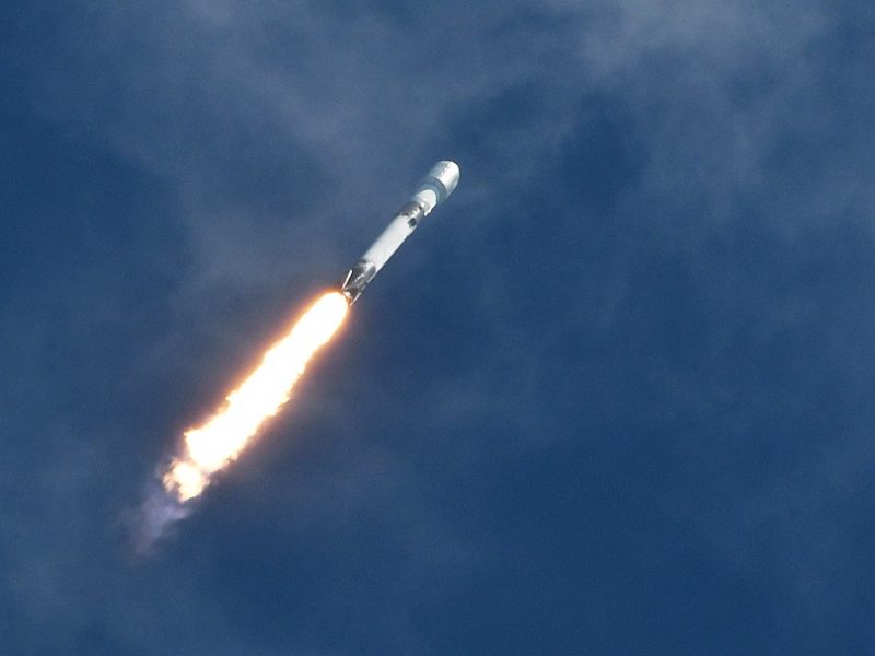 „SpaceX“ iškelė į orbitą 80-ąją „Starlink“ interneto palydovų partiją