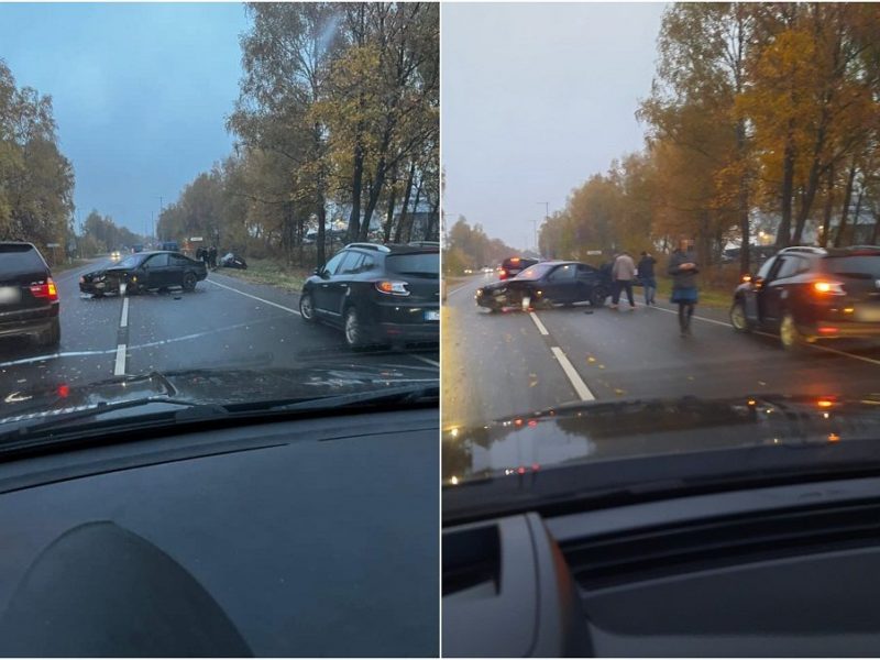 Vilniuje susidūrė BMW ir „Volvo“: prireikė ne tik pareigūnų, bet ir medikų