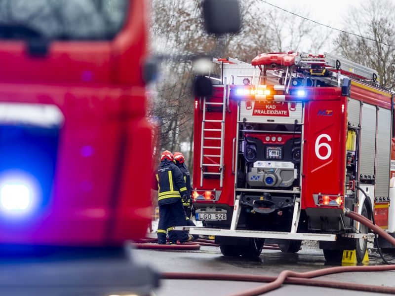 Per gaisrą Jonavos rajone žuvo žmogus