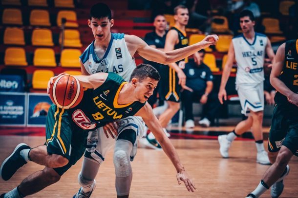 Lietuvos 18-mečiai Europos čempionate sutriuškino Graikiją