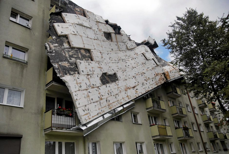 Lenkijoje siautėjant audroms žuvo keturi žmonės