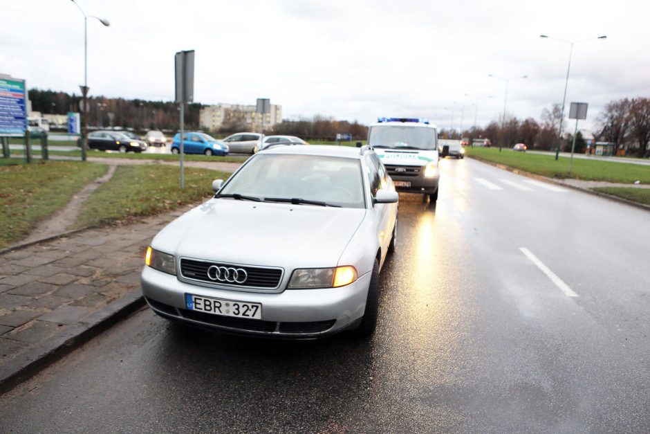 Klaipėdoje perėjoje antradienio rytą automobilis kliudė nėščią moterį (atnaujinta)