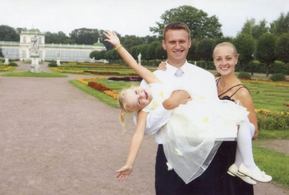 A. Navalno dukra pasidalijo jautria žinute: labai tavęs pasiilgau