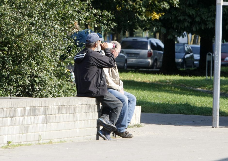 Vaikams – alus ir sidras: „uždrausto vaisiaus“ parūpina benamiai