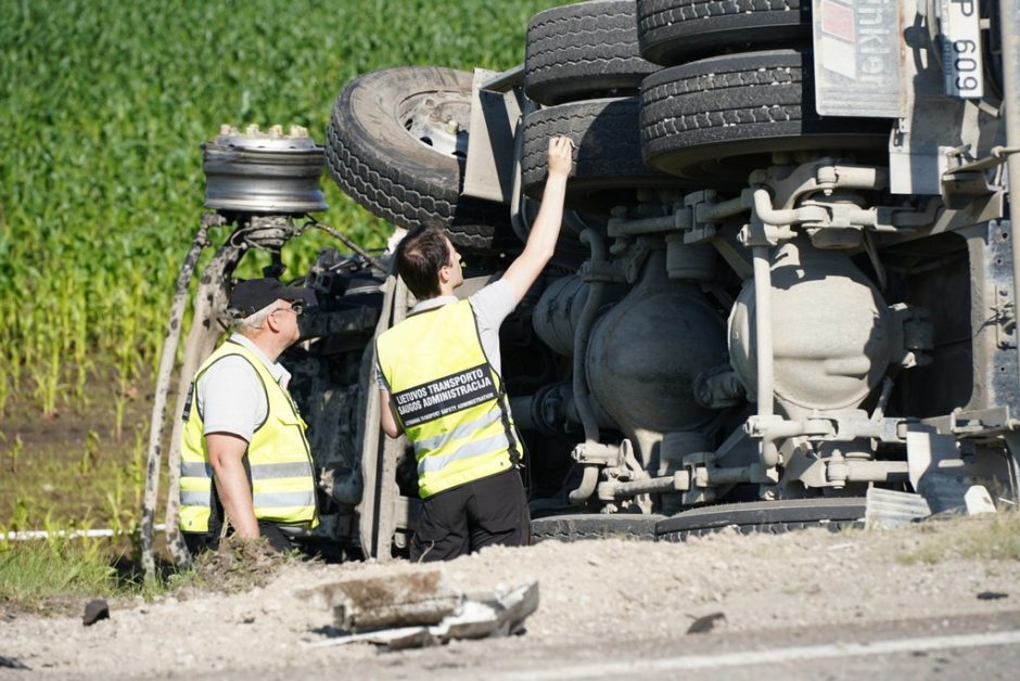 Žiauri avarija kelyje „Via Baltica“: žuvo vyras, sužalotas 10-metis vaikas