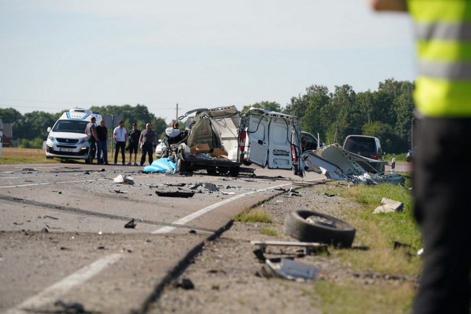 Žiauri avarija kelyje „Via Baltica“: žuvo vyras, sužalotas 10-metis vaikas