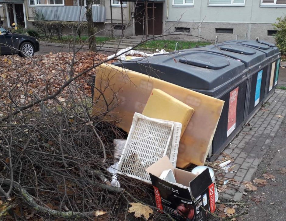 Tvarka ne tik namie, bet ir kieme: pataria, kaip taisyklingai atsikratyti stambiagabaričių atliekų