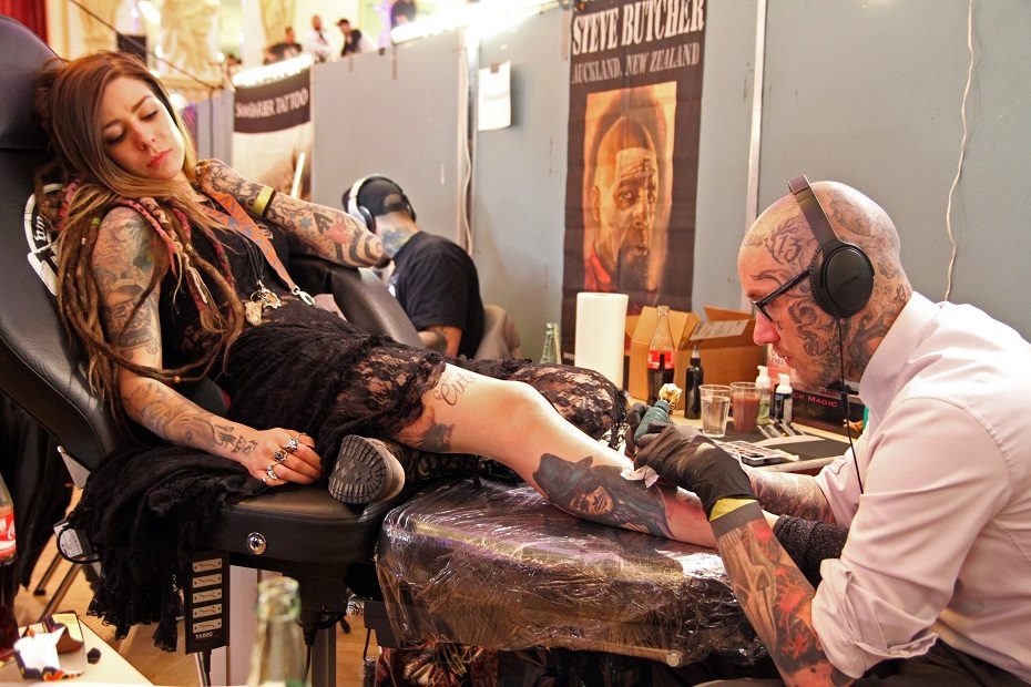 Viskas apie tavo svajonių profesiją arba kur studijuoti, kad taptum tatuiruočių meistru 