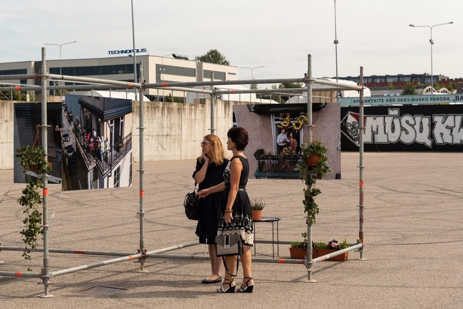 Vilniuje atidaryta A. Vasiliausko pasaulį pakerėjusių fotografijų paroda „Karantino portretai“