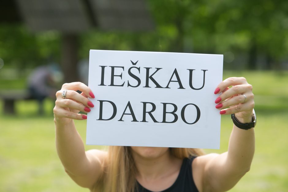 Siūloma apibrėžti darbo rinkai besirengiančio asmens statusą