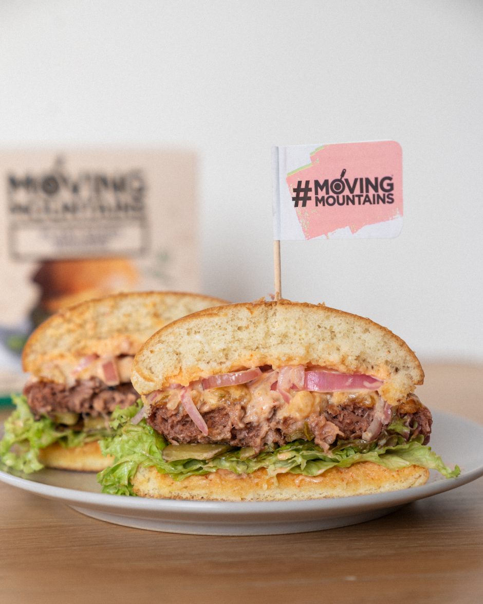 „Moving Mountains“ produktai: skani alternatyva mėsai