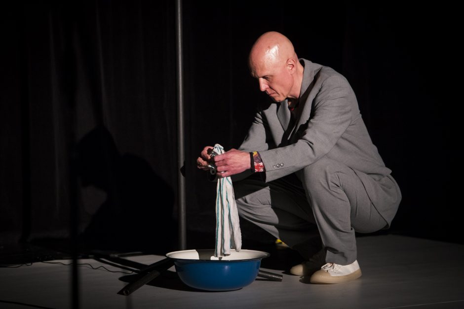 Kaune prasidėjusiame festivalyje „Nerk į teatrą“ – garsinės ir atmosferinės patirtys