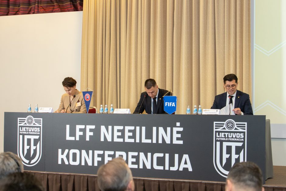 Lietuvos futbolo federacijos prezidentu tapo vieninteliu kandidatu buvęs E. Stankevičius