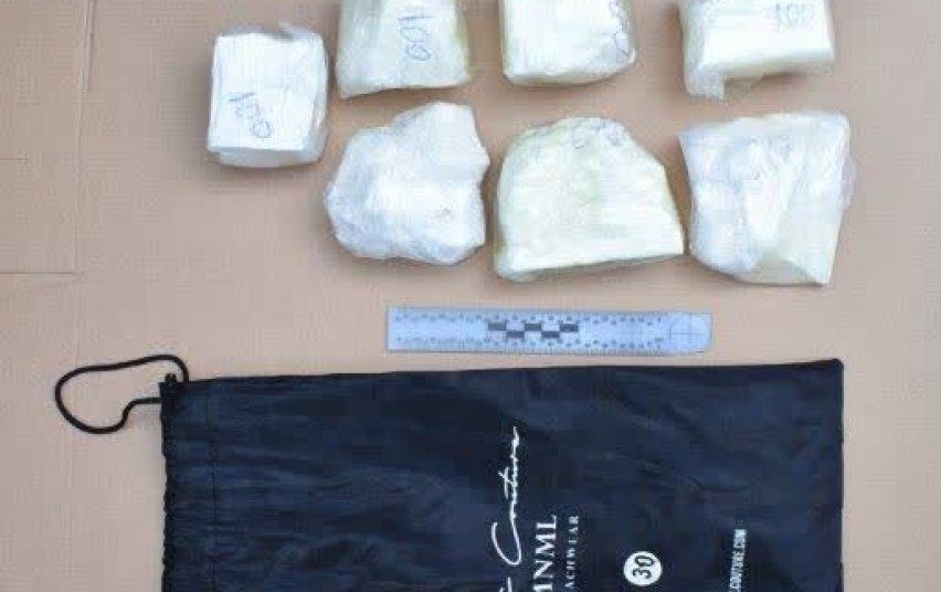 Kilogramą kokaino iš Lenkijos gabenusius vyrus išdavė įtartinas elgesys