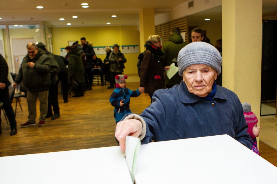 VRK patvirtino rinkimų rezultatus dar beveik 30-yje savivaldybių