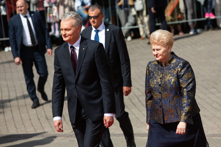 G. Nausėda pasitikėjimo reitinge S. Skvernelį lenkia trigubai