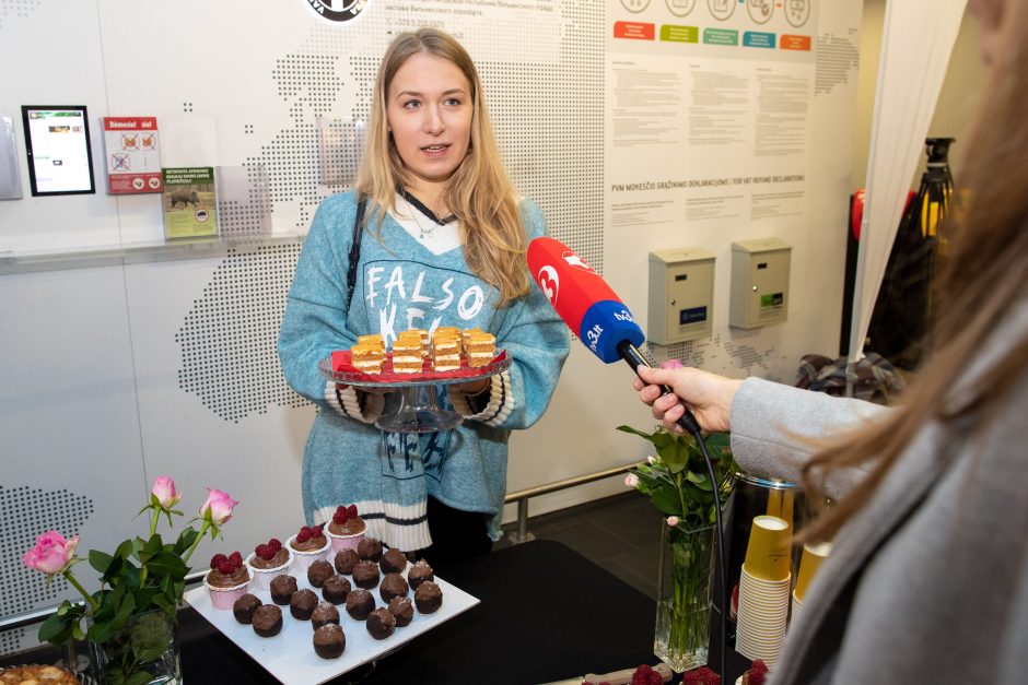 Vilniaus oro uoste – smagi „Pyragų diena“ su „Rytu“