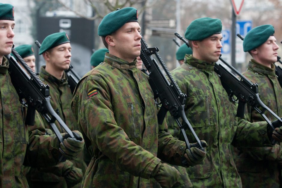 Dėl Lietuvos karių siuntimo į Siriją – slaptas susitikimas Seime