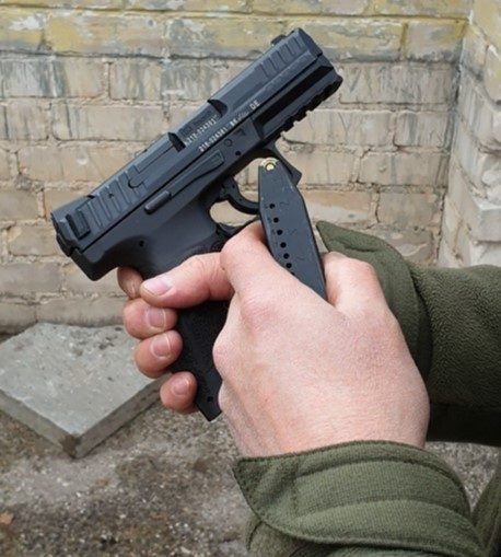 Lietuvos kariams už 1,5 mln. eurų pirks pistoletus – pasirinko vokiškus