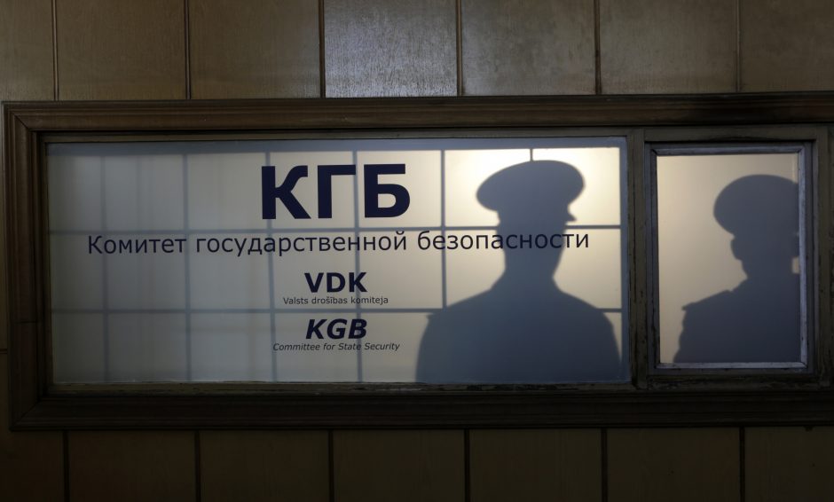 Vėl prakalbo apie prisipažinusių KGB agentų pavardžių viešinimą