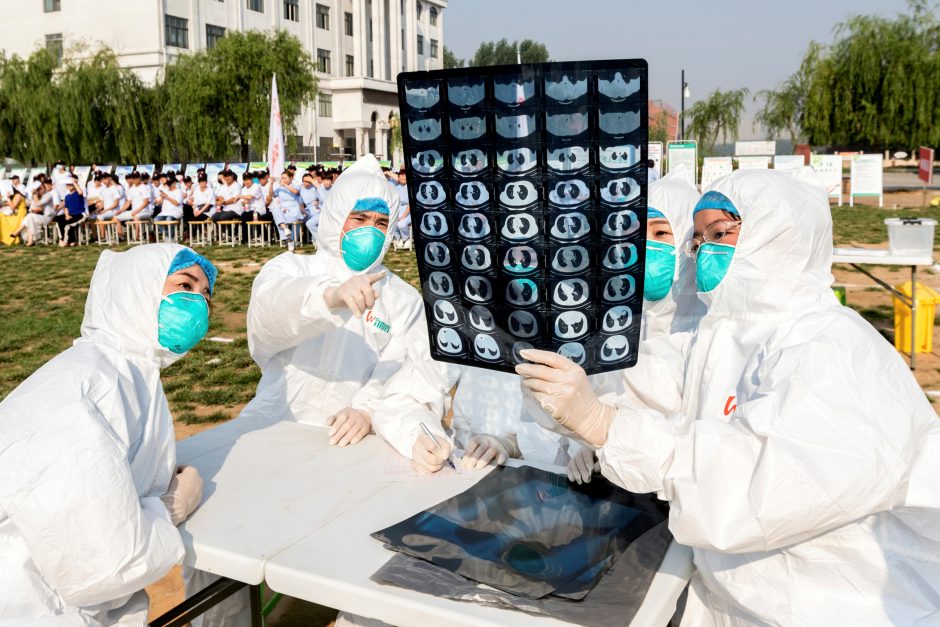 Kinijoje – didelis nerimas dėl paslaptingo viruso: užsikrėtusiųjų daugėja