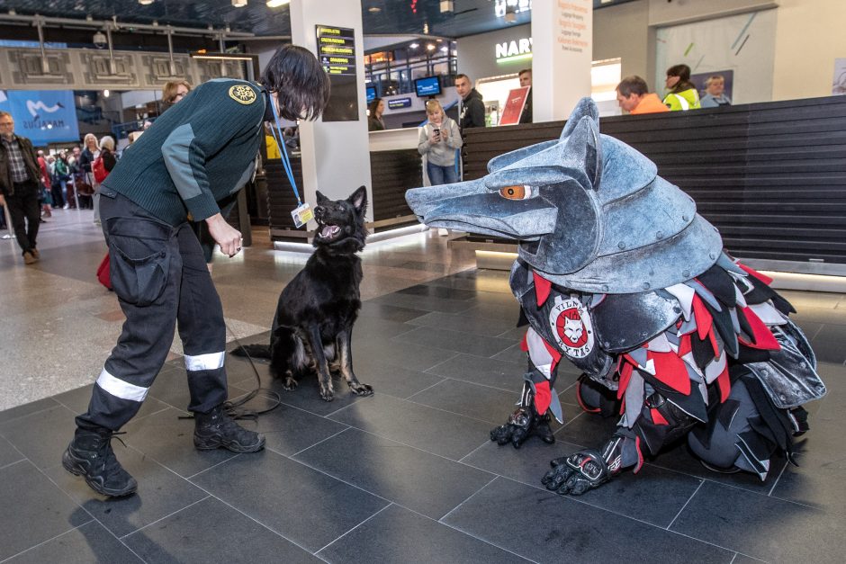 Vilniaus oro uoste – smagi „Pyragų diena“ su „Rytu“