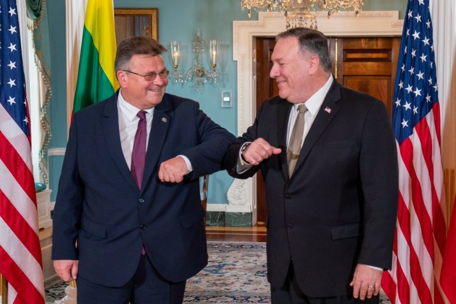 Lietuva su JAV sutarė nuodugniai tikrinti 5G įrangos tiekėjus