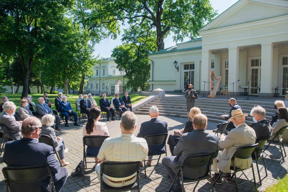 D. Nausėdienė susitiko su tremtiniais ir politiniais kaliniais