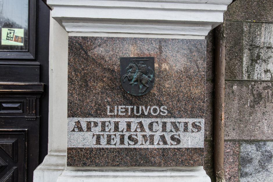 Teismas: už tris nužudymus iki gyvos galvos kalinčiam kauniečiui dar anksti į laisvę 