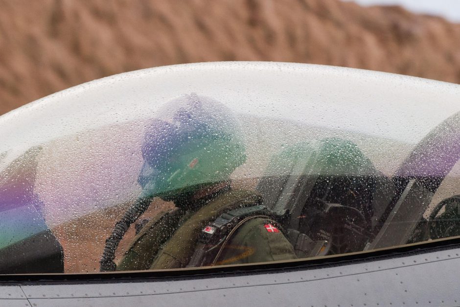 NATO naikintuvai šešiskat lydėjo Rusijos orlaivius ir patruliavo palei oro erdvės sieną