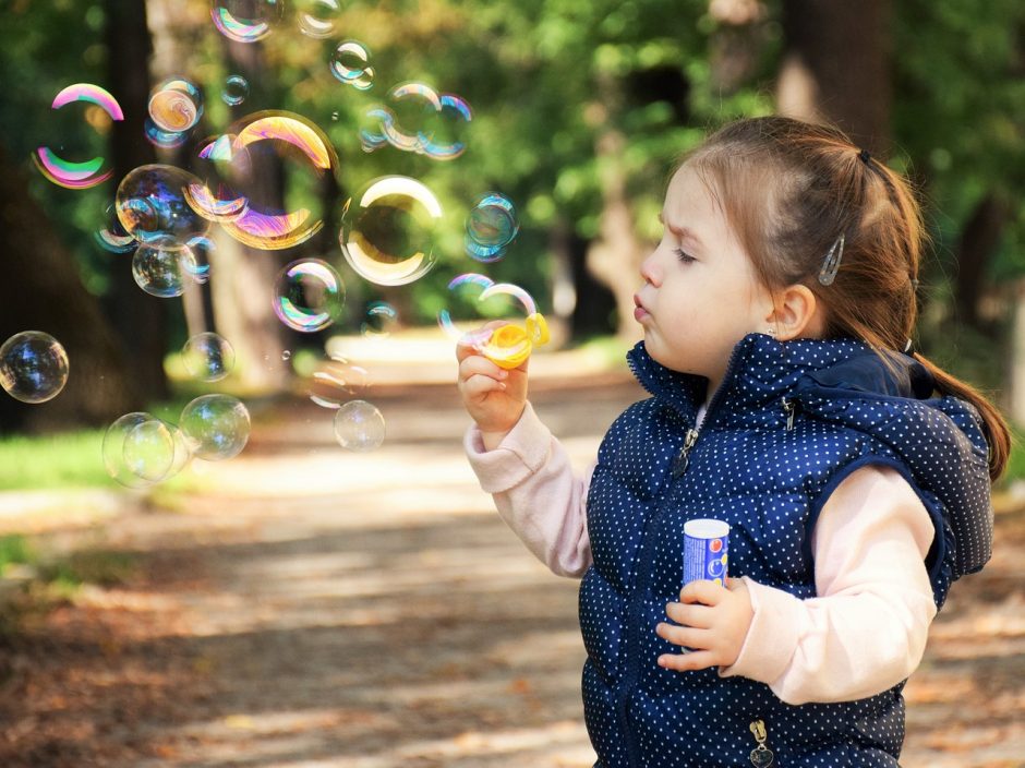 Šiemet įvaikinti 59 vaikai: 41 priglaudė lietuviai, 18 – užsieniečiai