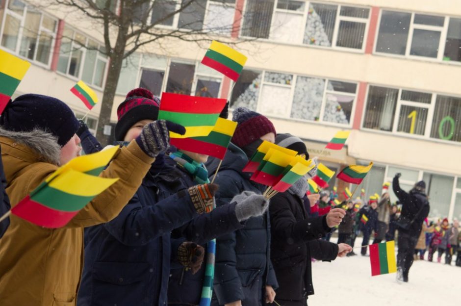 Vyriausybei – raginimas stabdyti švietimo įstaigų tinklo pertvarką