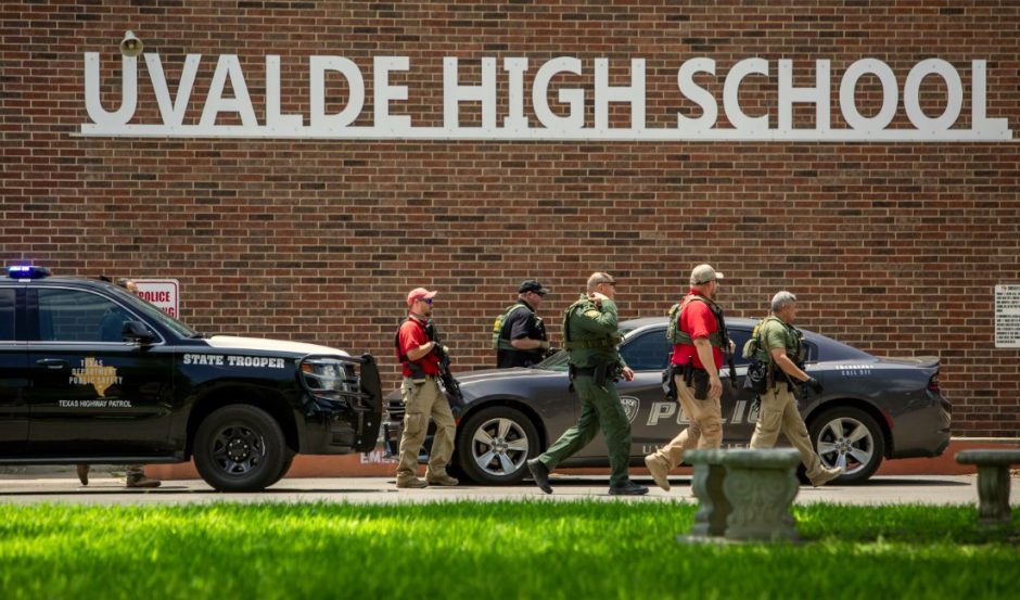 Teksase – žiaurus išpuolis: šaulys pradinėje mokykloje nužudė 19 vaikų, du mokytojus