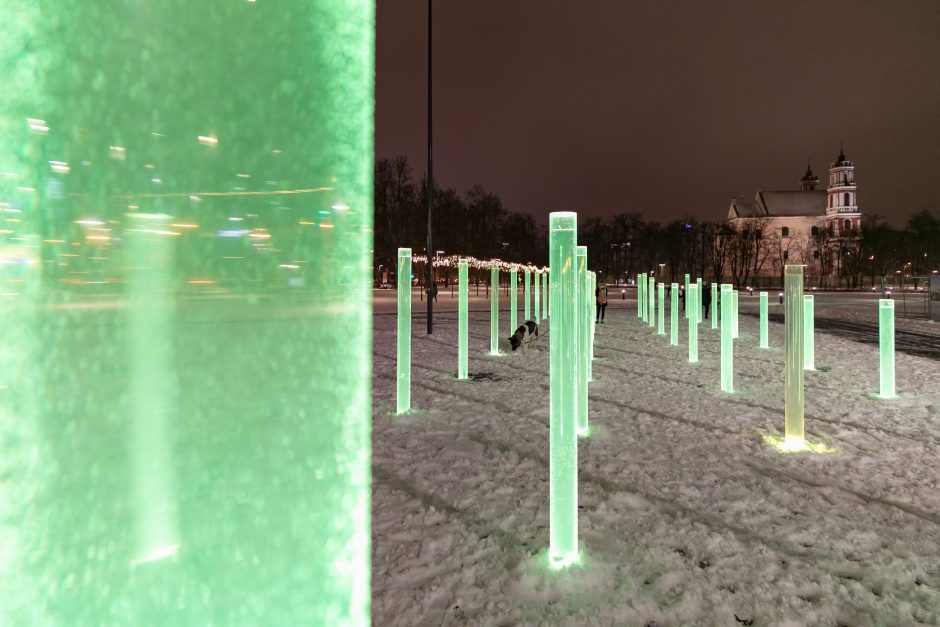 Į Lukiškių aikštę sugrįš fontanas – šviesos ir stiklo instaliacija