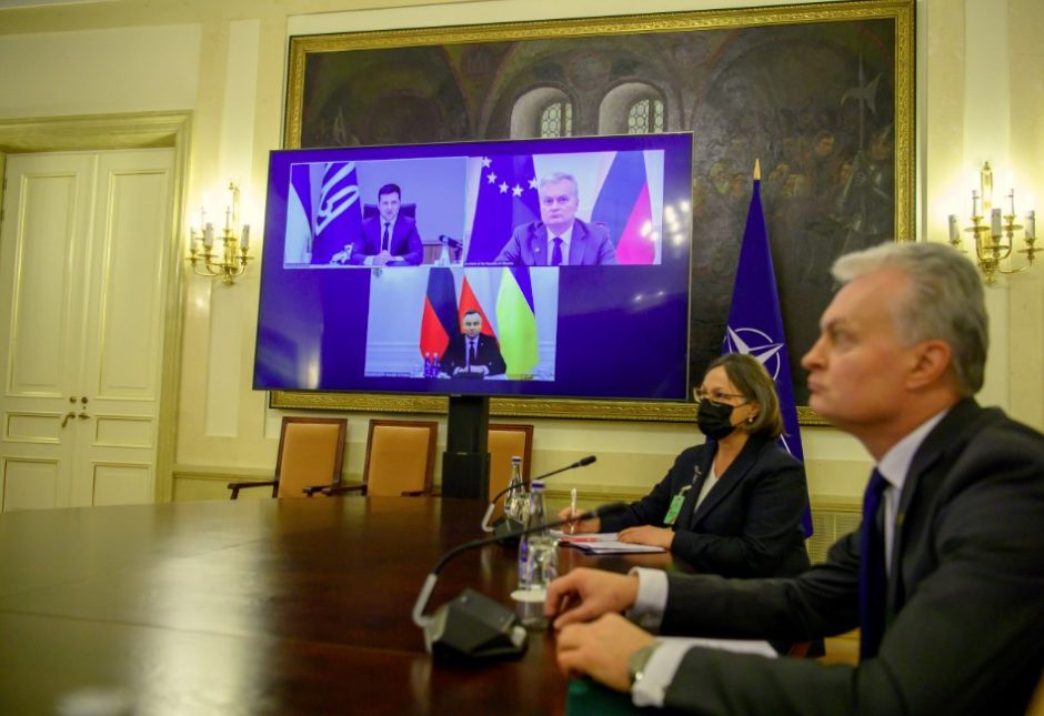 Lietuvos, Lenkijos ir Ukrainos prezidentai ragina griežtinti sankcijas Rusijai