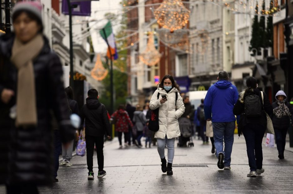 Plinta žaibiškai: omikron jau tapo dominuojančia koronaviruso atmaina Airijoje